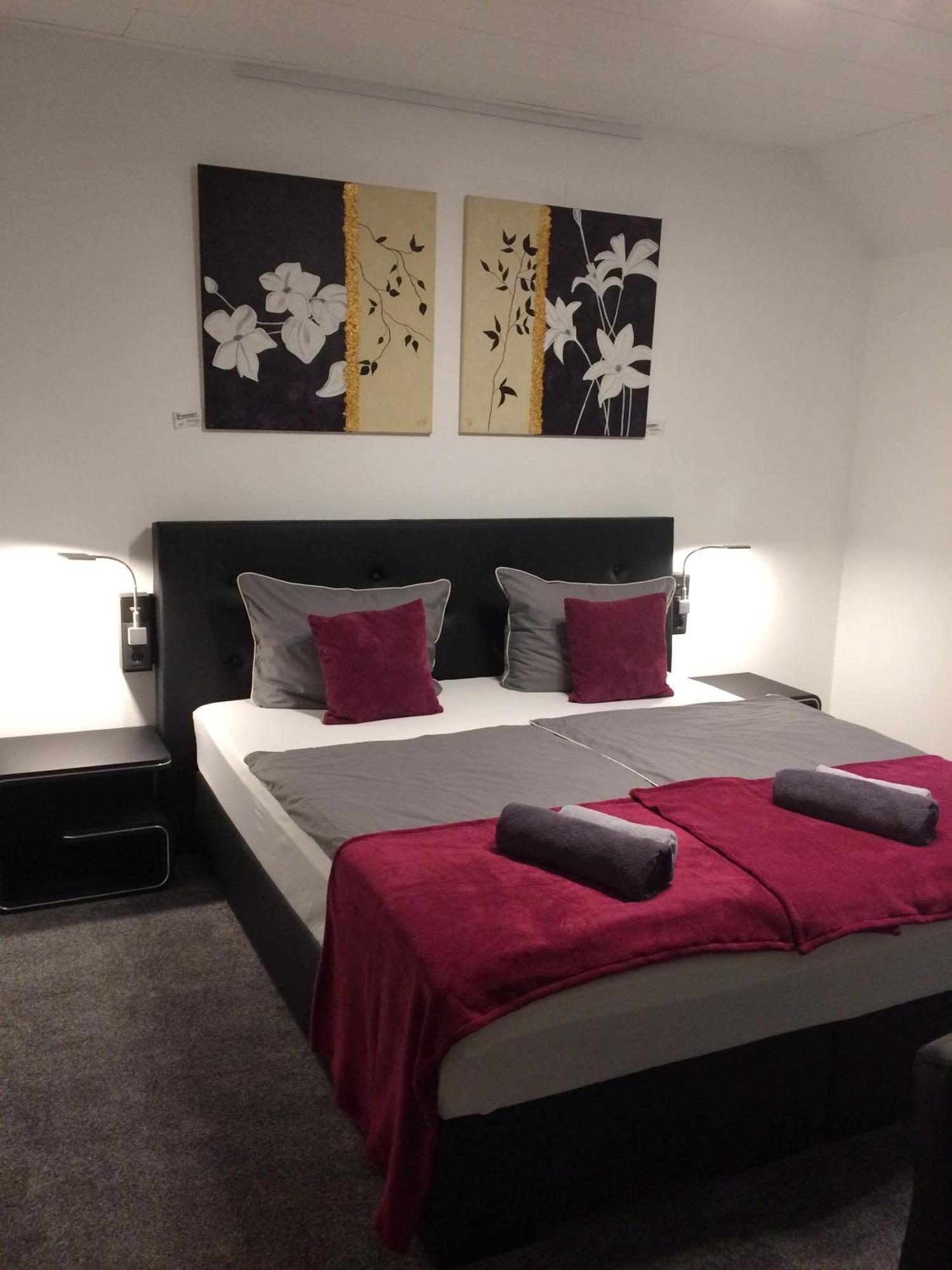 Haus Gerry Hotel Dusseldorf Luaran gambar