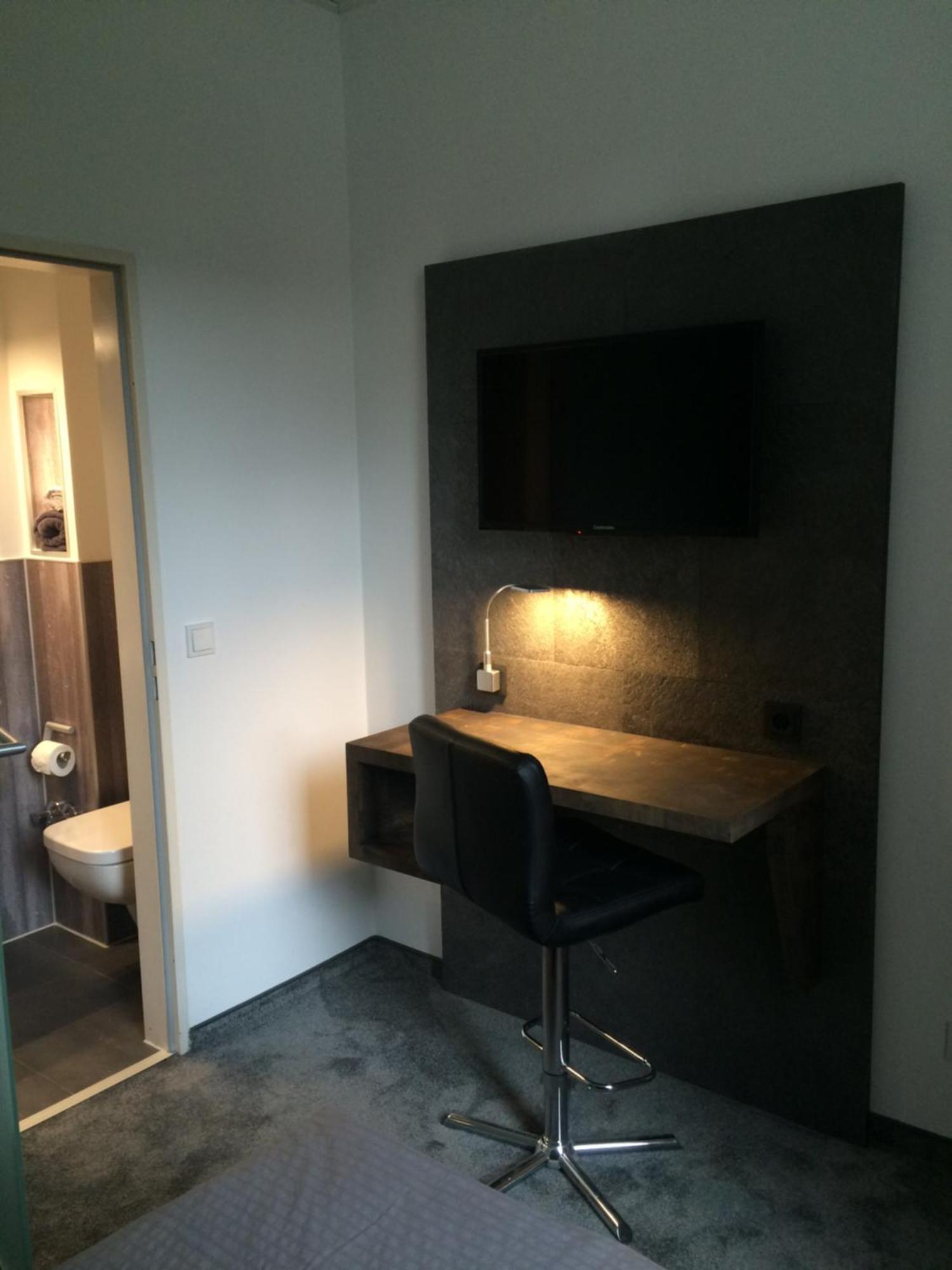 Haus Gerry Hotel Dusseldorf Luaran gambar